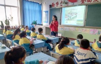 中小学教师资格考试今举行 590万考生规模创新高