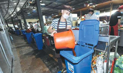《湖北省餐厨垃圾管理办法》3月1日起实施 用泔水喂猪最高将被罚款5万元