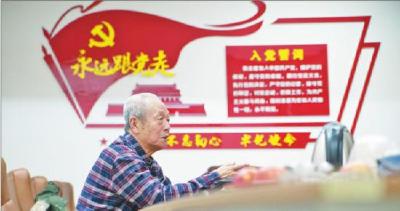 致敬！这场战“疫”中无比鲜艳的旗帜