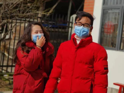  一场特殊的婚礼：没有一位宾客参加
