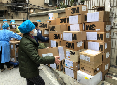 瑞典华人联合会首批捐赠物资今日抵达武汉市第五医院