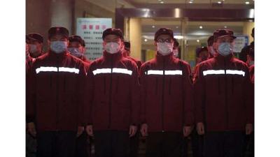 刚经历地震，他们却支援了这座城