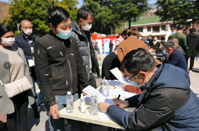 宜昌：招工队来到村里头 岗位送到家门口