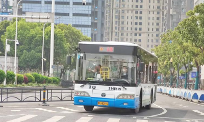 武汉恢复部分公共交通运营后，如何保障乘客健康安全？