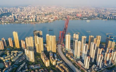省委常委会会议：两手抓、两不误，在防控常态化条件下加快恢复生产生活秩序