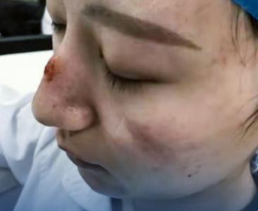 人民日报点赞医务工作者：新时代最可爱的人