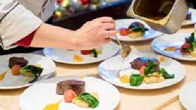 大厨谈“分餐制指南” 要温度也要风度