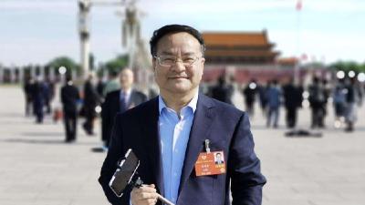 建议归国留学生可入学高职高专？委员：没歧视他们