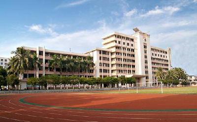 《湖北省学校安全条例》全票通过 8月1日起实施