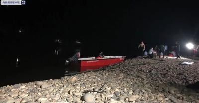 痛心！1人落水7人施救，重庆8名小学生溺亡