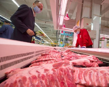发改委：下半年猪肉价格有望保持稳步回落态势