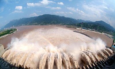 水利部：长江上中游30余座水库共拦300多亿立方米洪水