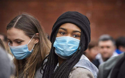 全球疫情丨全球累计新冠确诊病例超2375万例 美国新冠确诊超581万例 超44万名儿童感染