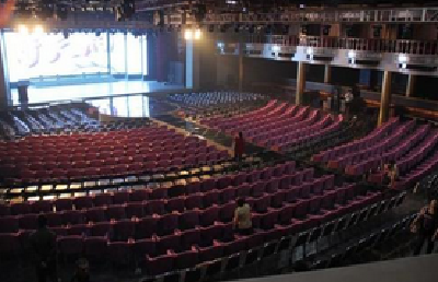 文旅部：演出场所观众人数不得超过剧院座位数的50%