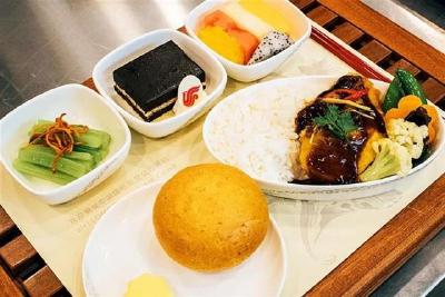 8月1日起，武汉旅客乘坐国航航班可吃到热食了
