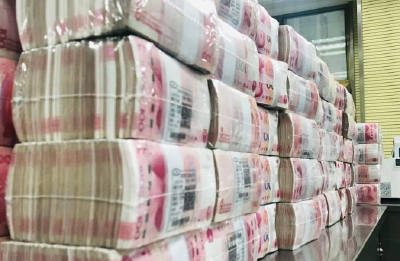 涨！涨！涨！人民币升值为何这么猛？