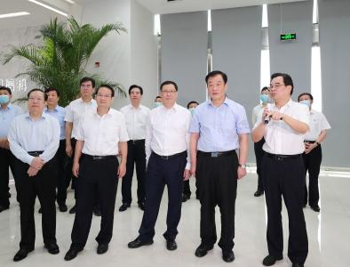 推动鄂赣合作再上新台阶！应勇刘奇王晓东易炼红出席江西·湖北两省交流座谈会