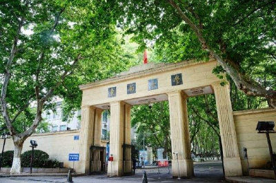 东南大学：脚踢学生的支教志愿者被取消推免资格