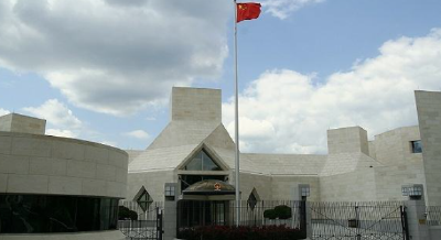中国驻美使馆发布重要通知：重申“非必要，非紧急，不旅行”