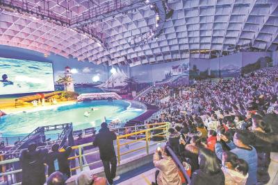 元旦假期湖北旅游红红火火：三天迎客860.9万人次 综合收入38.66亿元