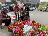 孝昌街头年味浓