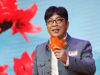 各剧种名家齐聚《戏码头》，重温革命先驱热血故事，歌颂“党的好干部”