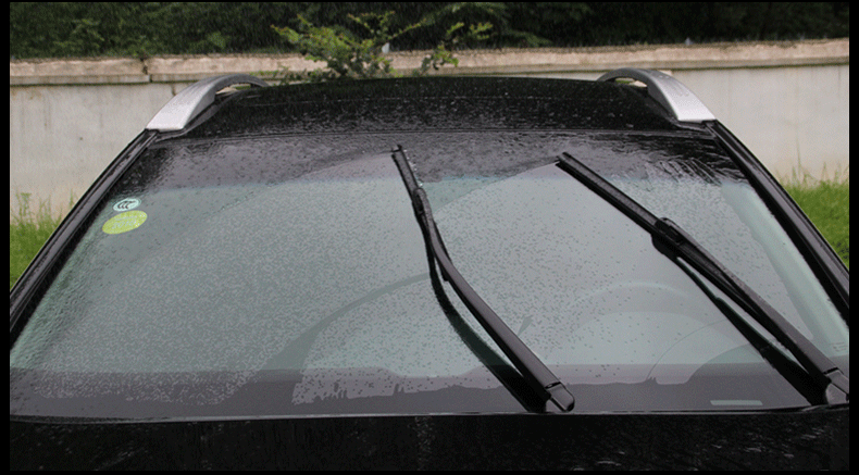  汽车雨刷片多久更换一次？