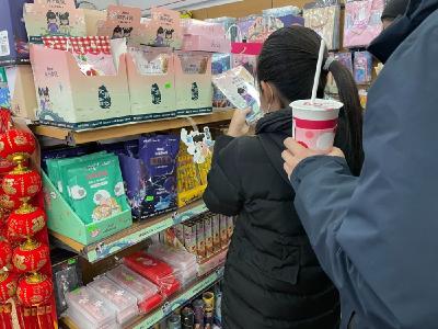 开学后这个盲盒“火”了，小心！别让孩子掉“坑”