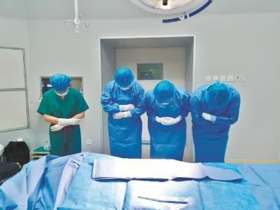 夭折女童捐献的器官救了5名患儿
