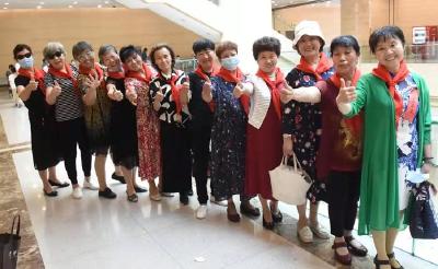 毕业五十四年，归来仍是少年