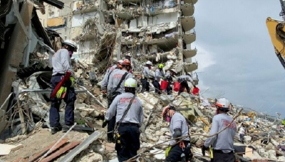 美迈阿密大楼倒塌已致20人死亡 飓风或影响搜救工作