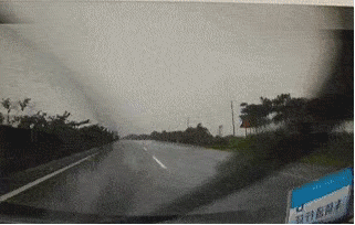 雨天开车除了要慢，还得知道这些