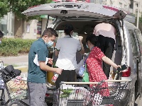 荆州：封闭社区居民生活物资保障到位