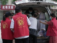 荆州：封闭社区居民生活物资保障到位
