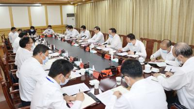 应勇赴鄂州检查督导疫情防控：从快从严精准落实，坚定信心全力以赴打赢疫情歼灭战