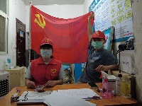 郧阳：党旗飘扬战疫情