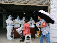 钟祥：文峰社区有序进行核酸检测