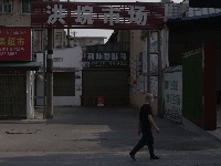 荆州：封闭社区居民生活物资保障到位