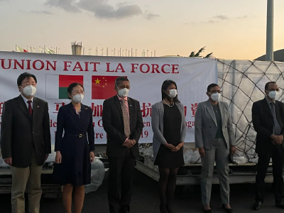 超12亿剂！中国新冠疫苗出口居全球之首