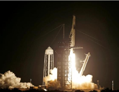 美国SpaceX开启“全平民”太空游 将绕地球飞行三天