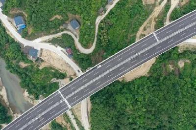 湖北两条高速线路将于明天同时通车！