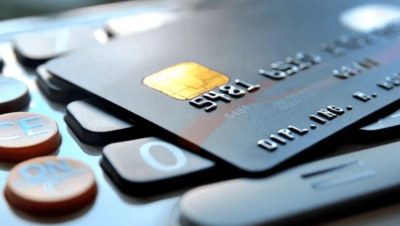 全国银行卡发卡量累计89.8亿张 去年新增发卡4.5亿张