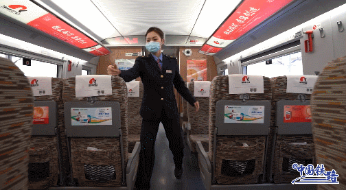 乘坐高铁时，这个踏板千万别碰……