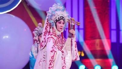 “南国昭君”李嘉宜美不胜收，粤剧红派经典《昭君出塞》别具风采