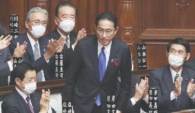 日本众院选战打响：如何选举？焦点何在？