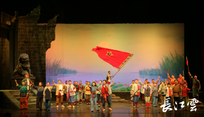 《洪湖赤卫队》唱响第四届中国歌剧节！经典旋律吸引年轻观众打卡