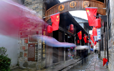 古道茶香绕 老街商喧哗——探访赤壁羊楼洞茶道古街
