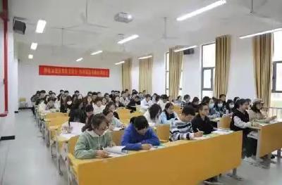 恩施州：689名乡村医生在岗“充电提能”