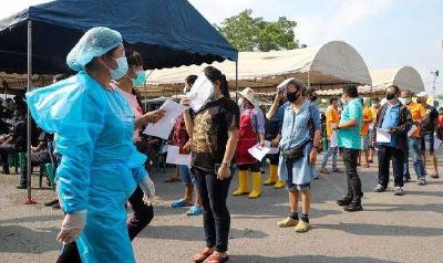 泰国发生奥密克戎毒株群体感染，65人已确诊