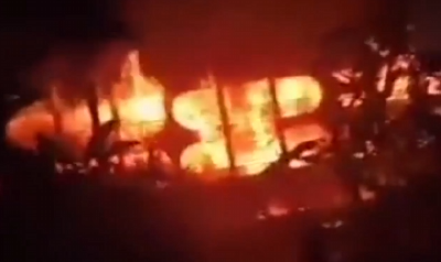 孟加拉国一艘载客船起火，已致至少32人死亡